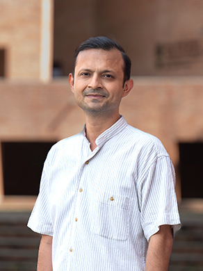 Vishit Trivedi